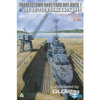 Takom CHARLESTOWN NAVY YARD DRY DOCK 1 & USS DD-742 FRANK KNOX 1944 1:700
