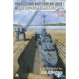 Takom CHARLESTOWN NAVY YARD DRY DOCK 1 & USS DD-742...