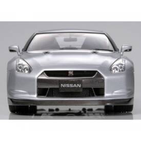 1:24 Nissan GT-R Strassenversion 300024300