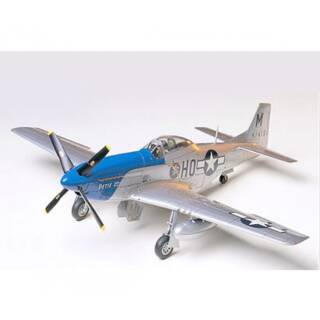 1:48 US P-51D Mustang North American 300061040