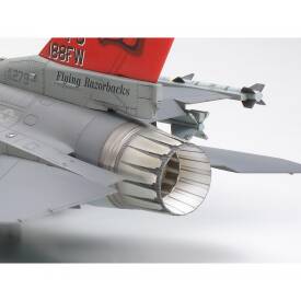 1:48 Lockheed Martin F-16C Block 25/32 300061101