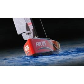 Amewi Focus V2 -100cm Racing Yacht 2,4 GHz, RTR