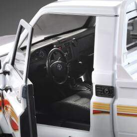 Killerbody Cockpit Scale Set für Rechts-/Linkslenker Toyota LC70